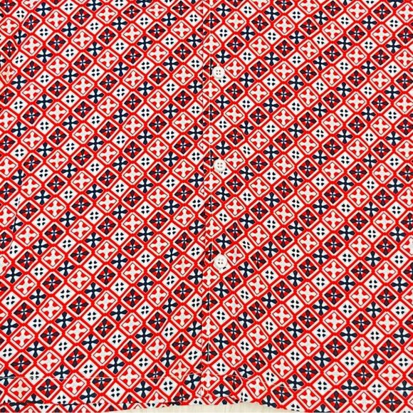 NWT Kenneth Cole Red and Blue Soft Short Sleeve Button Front Shirt  Size Large - Picture 8 of 10